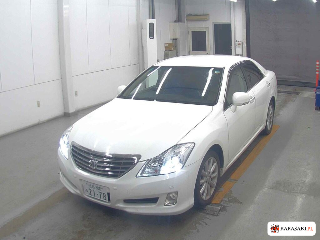 Toyota Crown 2008 z aukcji japońskiej