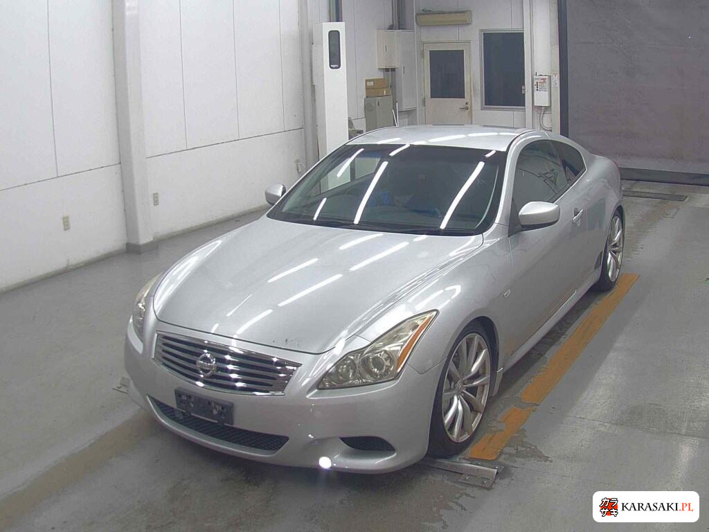 Nissan Skyline 2009 z aukcji japońskiej