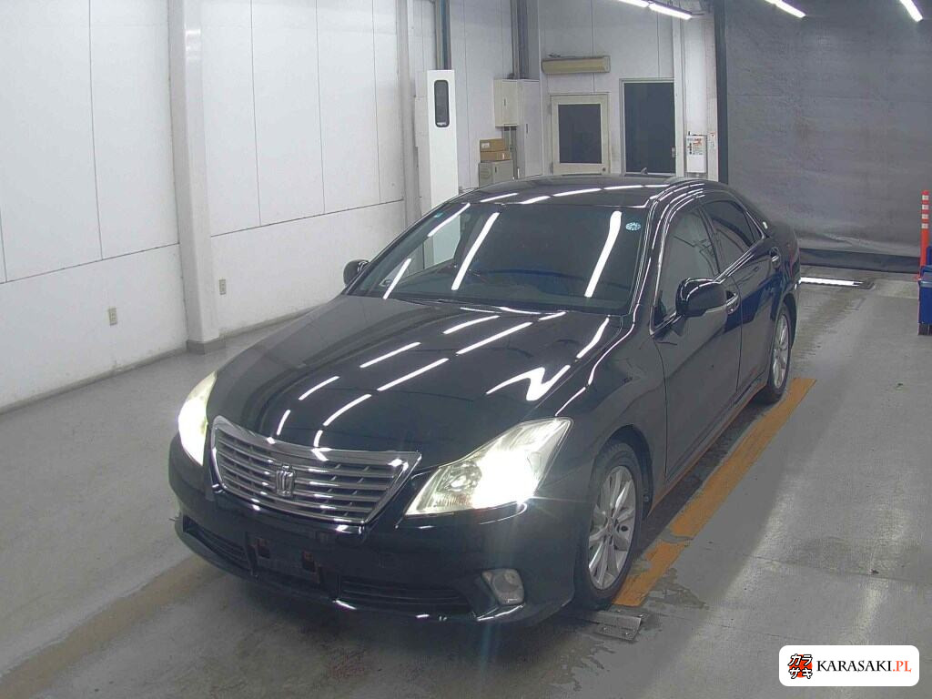 Toyota Crown 2012 z aukcji japońskiej