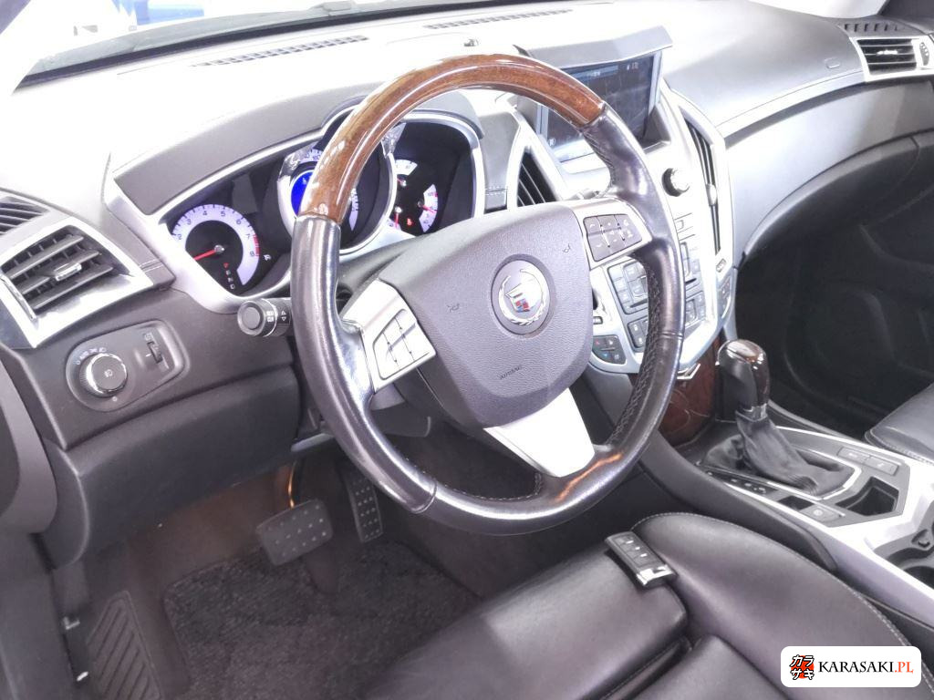 Cadillac SRX Crossover 2013 з японського аукціону