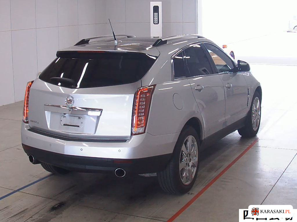 Cadillac SRX Crossover 2013 з японського аукціону