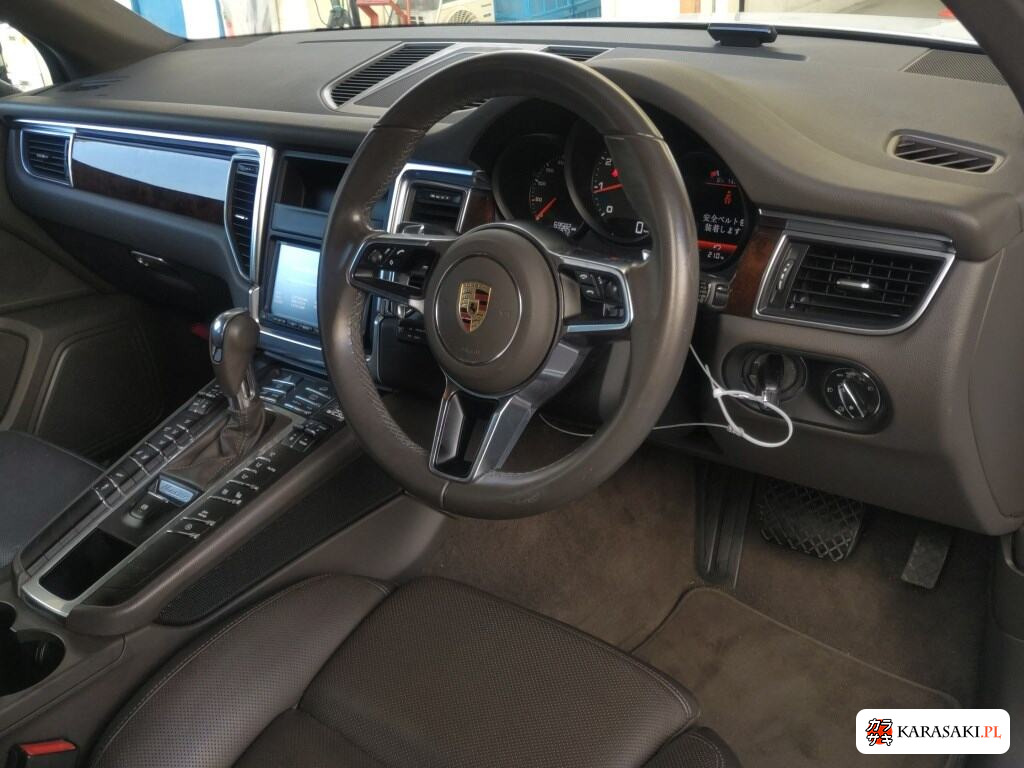 Porsche Macan 2016 z aukcji japońskiej