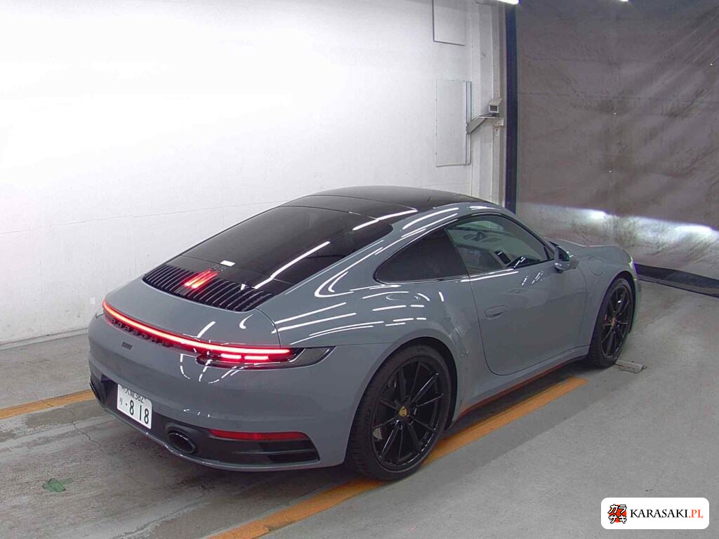 Porsche 911 2024 z aukcji japońskiej