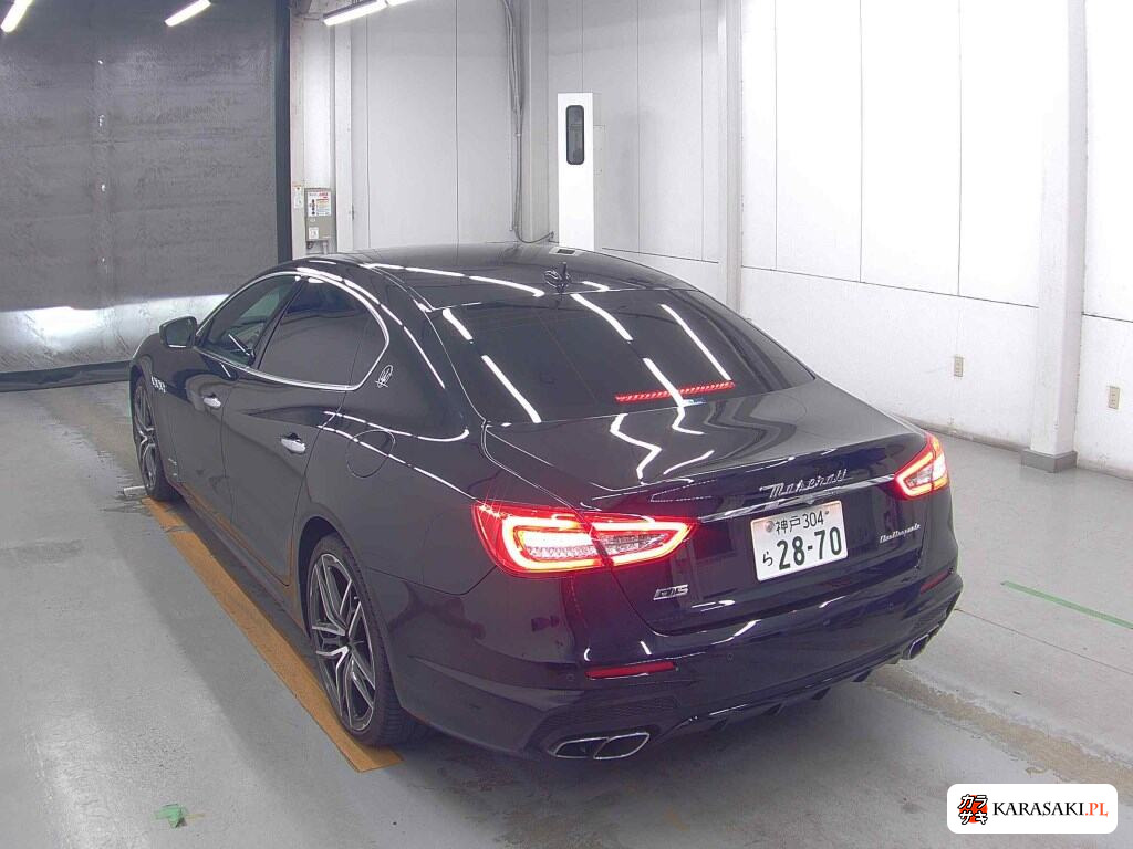 Maserati Quattroporte 2020 z aukcji japońskiej