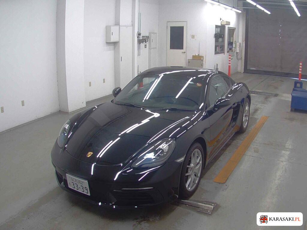 Porsche 718 Cayman 2018 z aukcji japońskiej