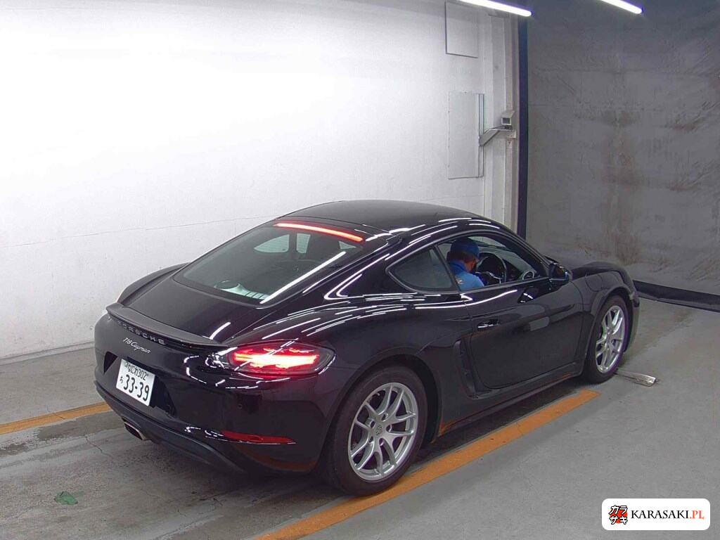 Porsche 718 Cayman 2018 z aukcji japońskiej