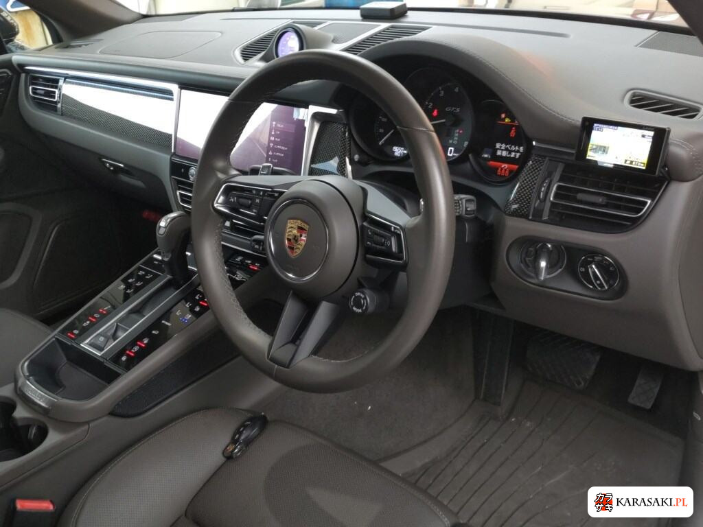 Porsche Macan 2024 z aukcji japońskiej