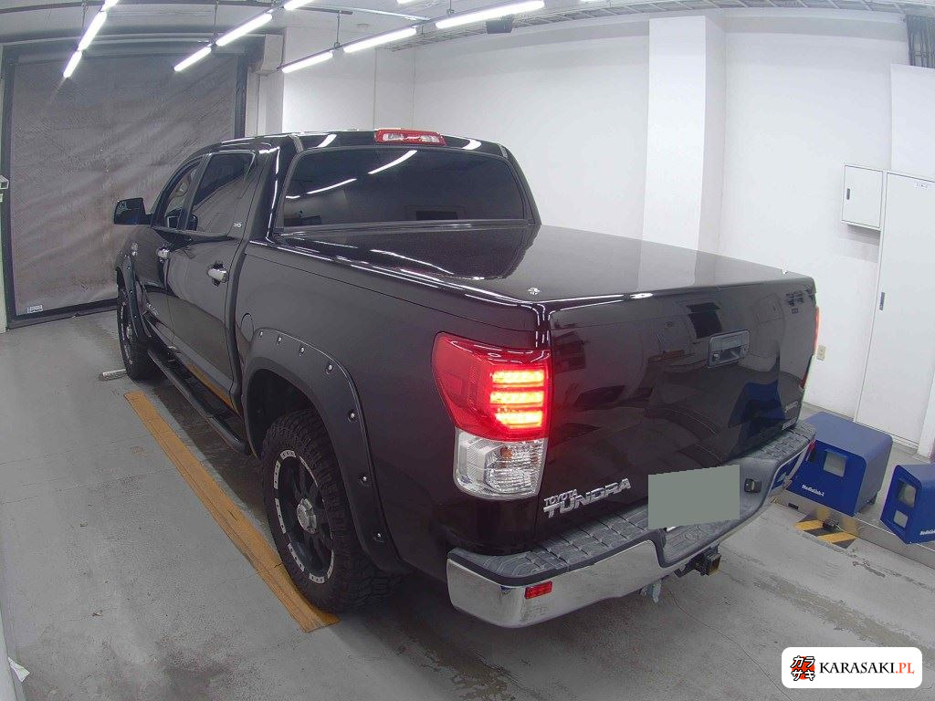 America Toyota Tundra 2010 z aukcji japońskiej