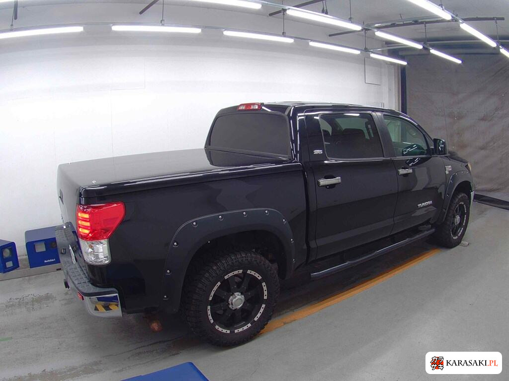 America Toyota Tundra 2010 z aukcji japońskiej