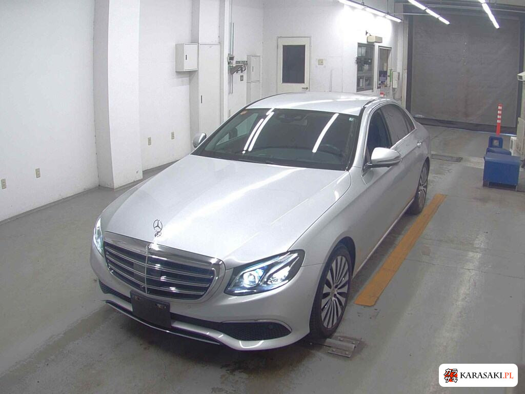 Mercedes-Benz E-Class 2018 з японського аукціону