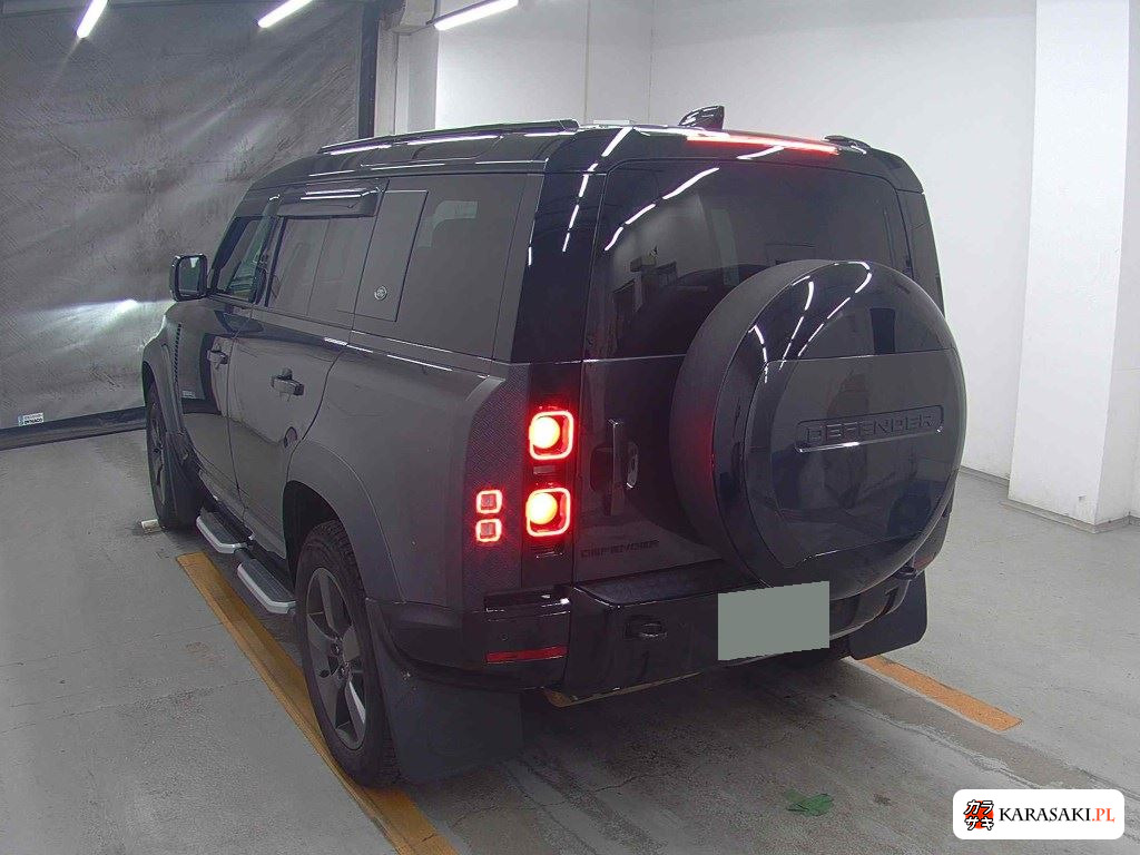 Land Rover Defender 2024 z aukcji japońskiej