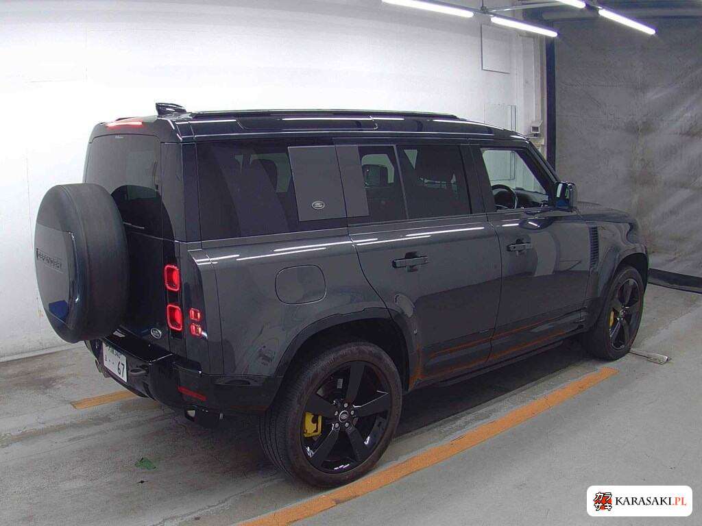 Land Rover Defender 2022 z aukcji japońskiej
