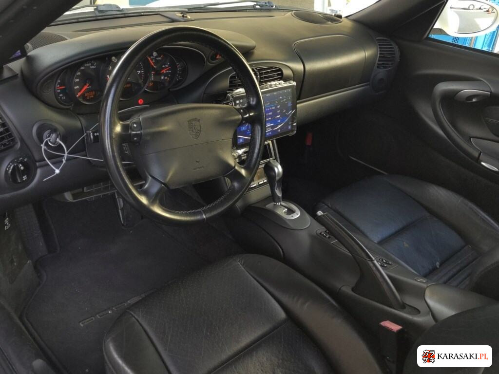 Porsche 911 2000 z aukcji japońskiej