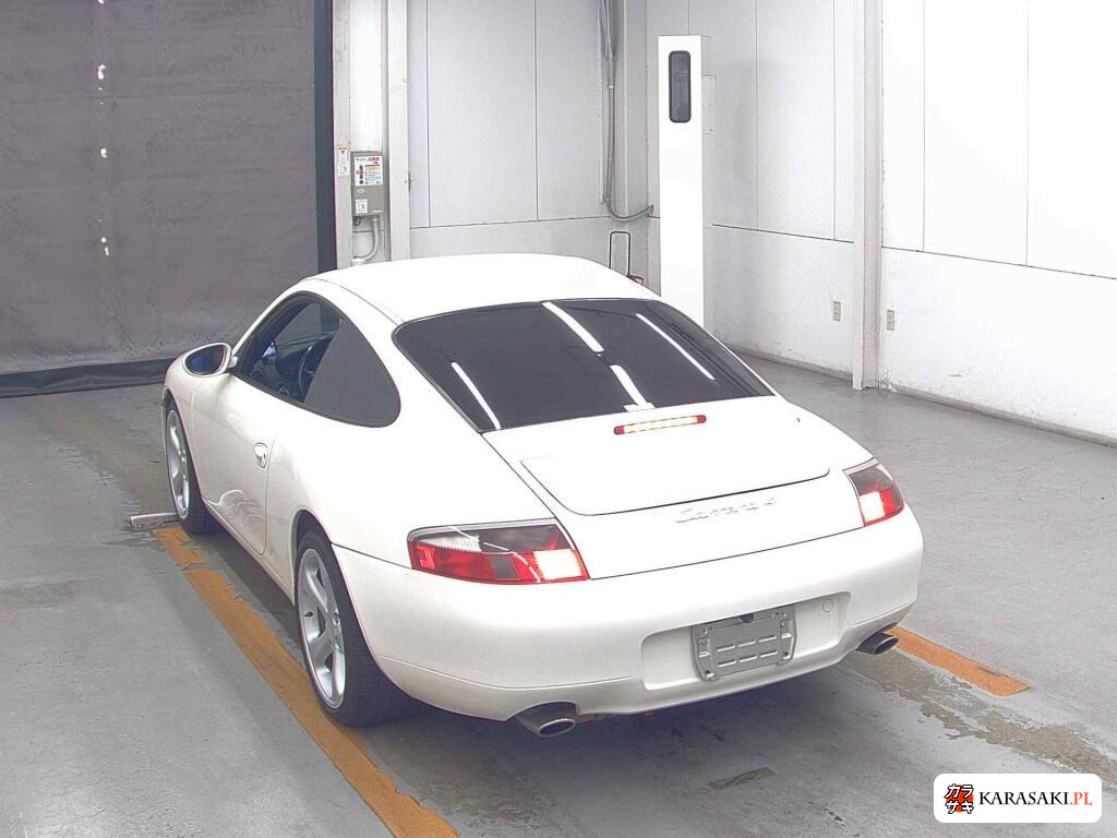 Porsche 911 2000 z aukcji japońskiej