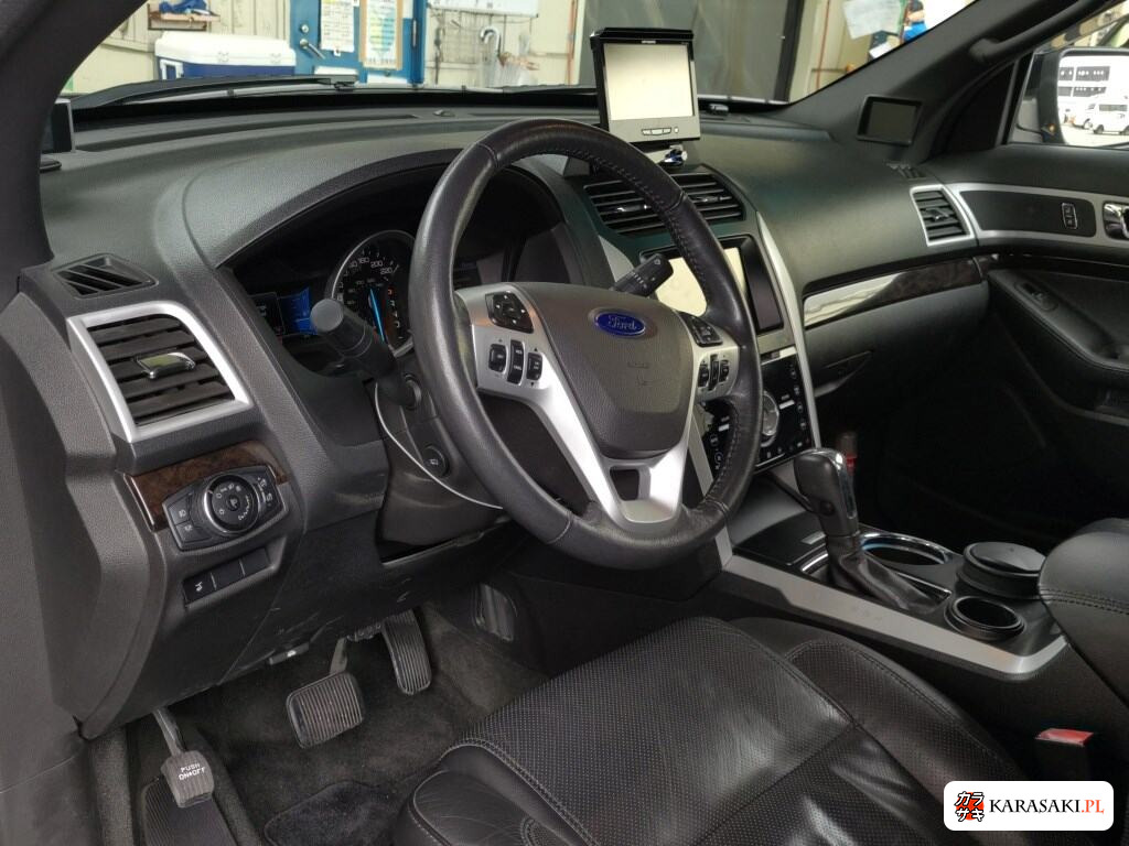Ford Explorer 2013 z aukcji japońskiej