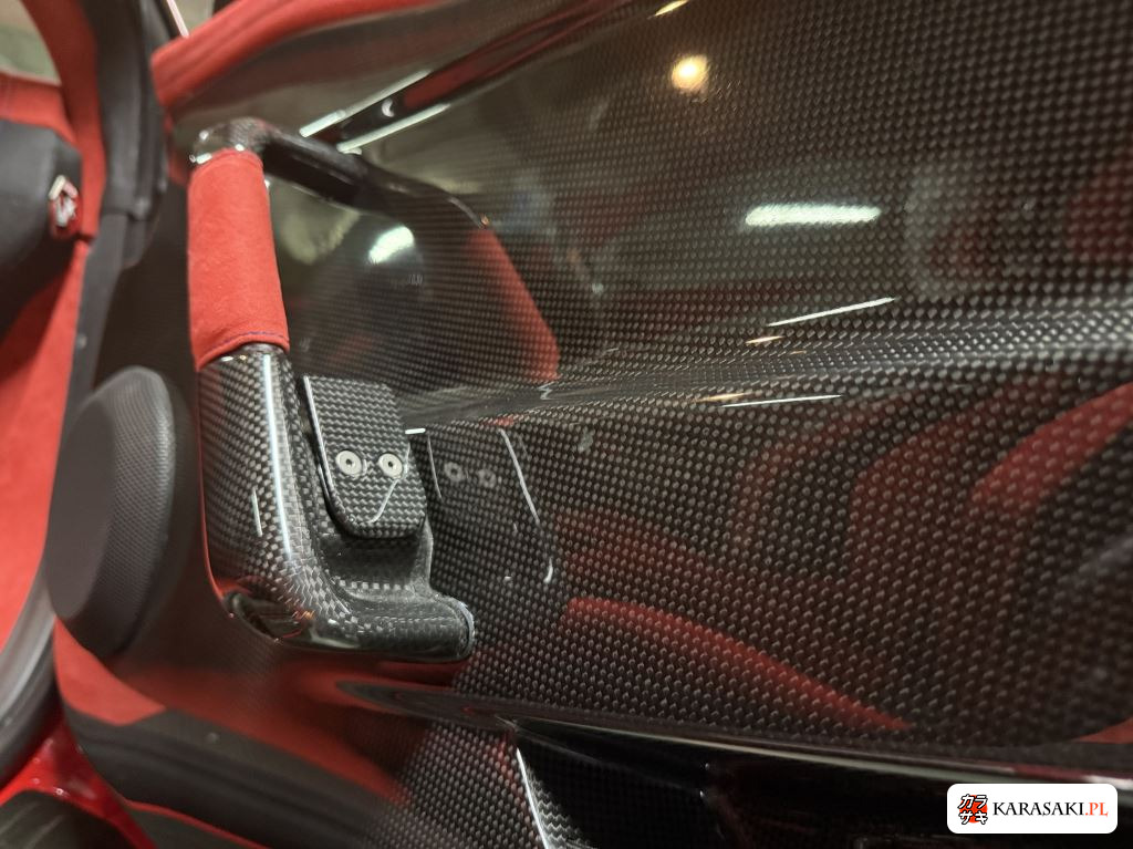 Ferrari 458 Speciale 2014 z aukcji japońskiej