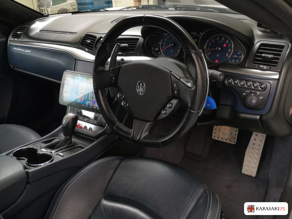 Maserati Granturismo 2015 z aukcji japońskiej