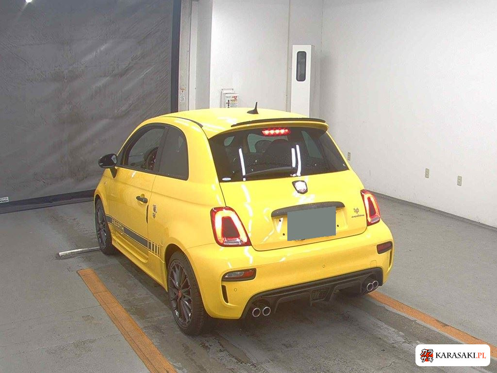 Abarth 595 2022 z aukcji japońskiej