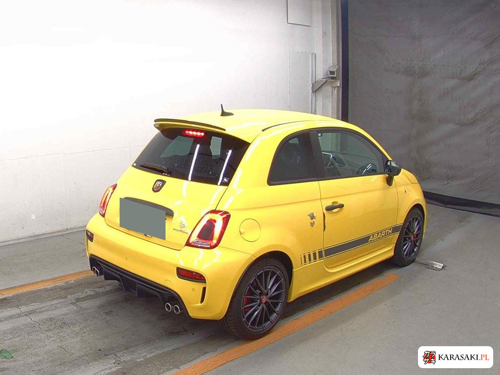Abarth 595 2022 z aukcji japońskiej