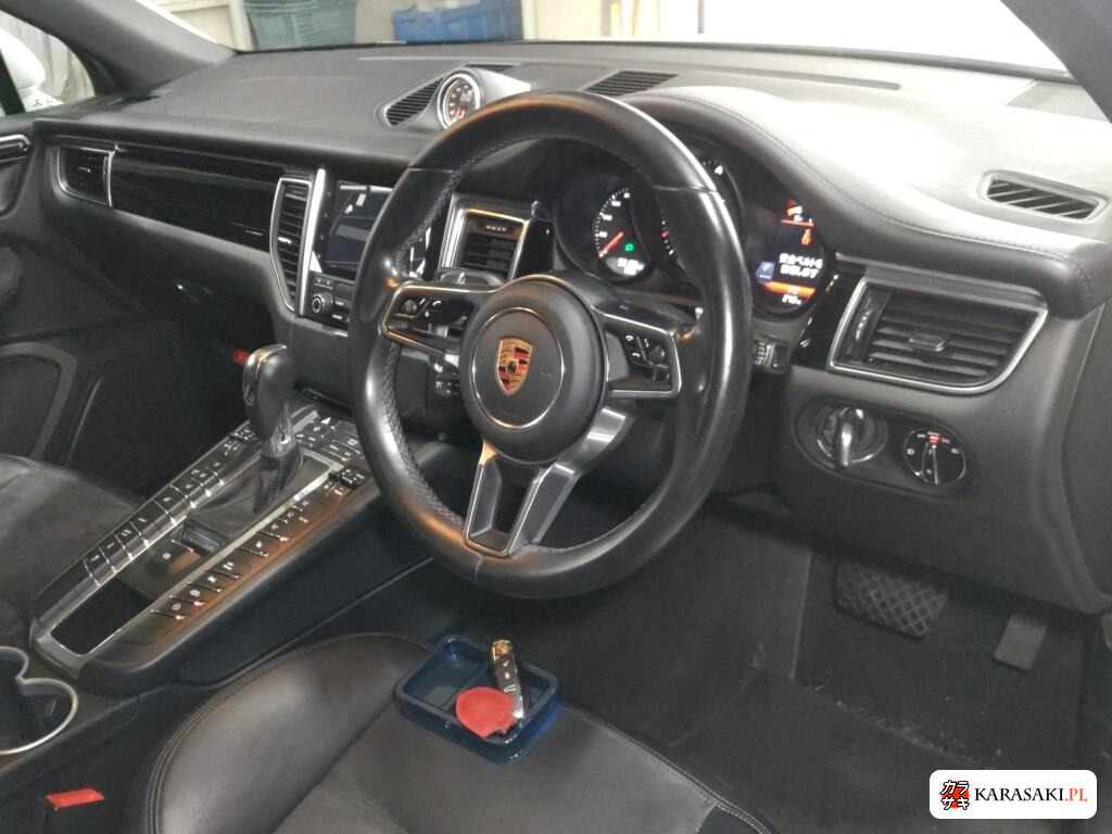 Porsche Macan 2017 z aukcji japońskiej