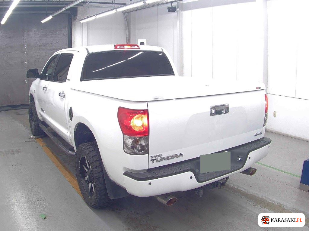 America Toyota Tundra 2012 z aukcji japońskiej