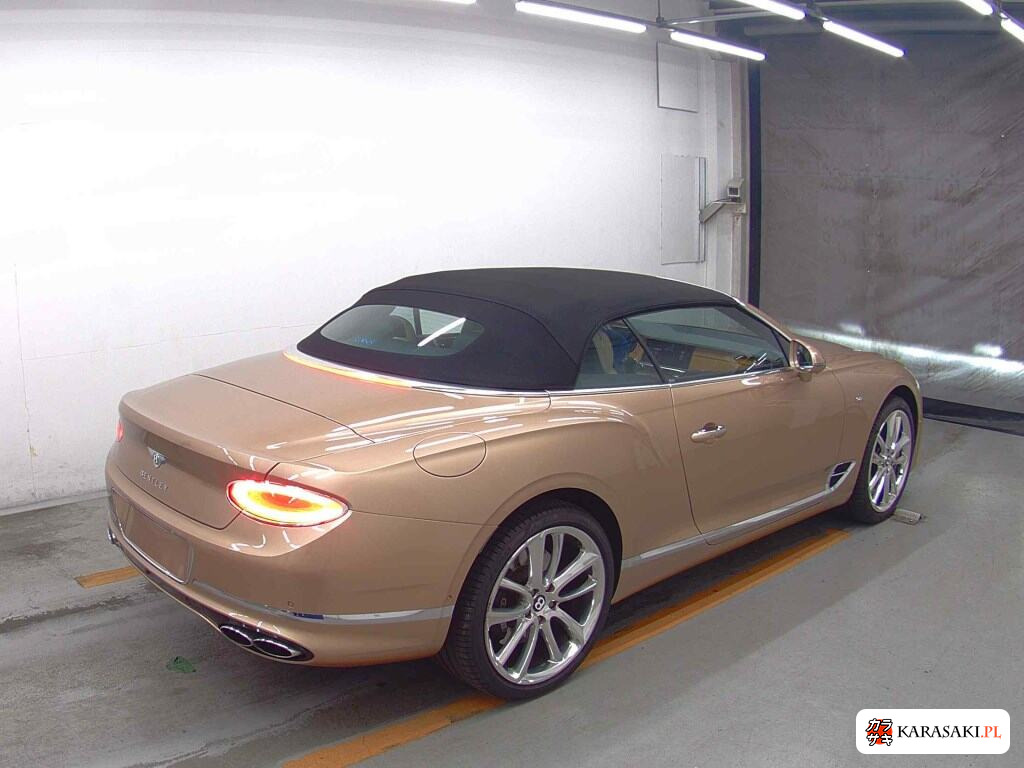 Bentley Continental 2021 z aukcji japońskiej