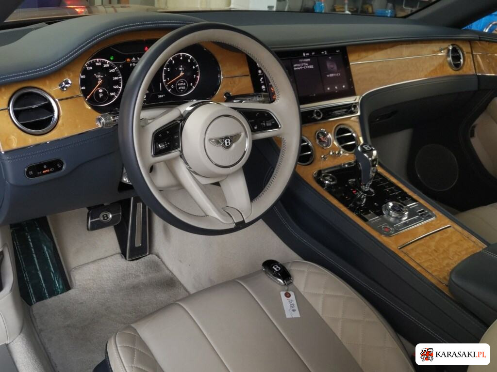 Bentley Continental 2021 z aukcji japońskiej