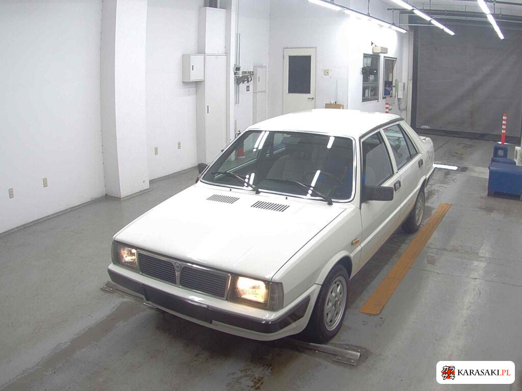 Lancia Prisma 1986 z aukcji japońskiej