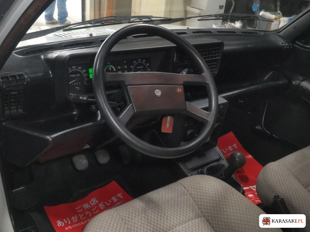 Lancia Prisma 1986 z aukcji japońskiej