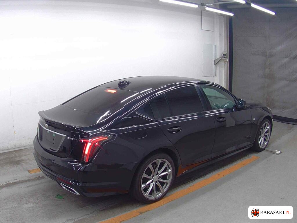 Cadillac CT5 2021 z aukcji japońskiej