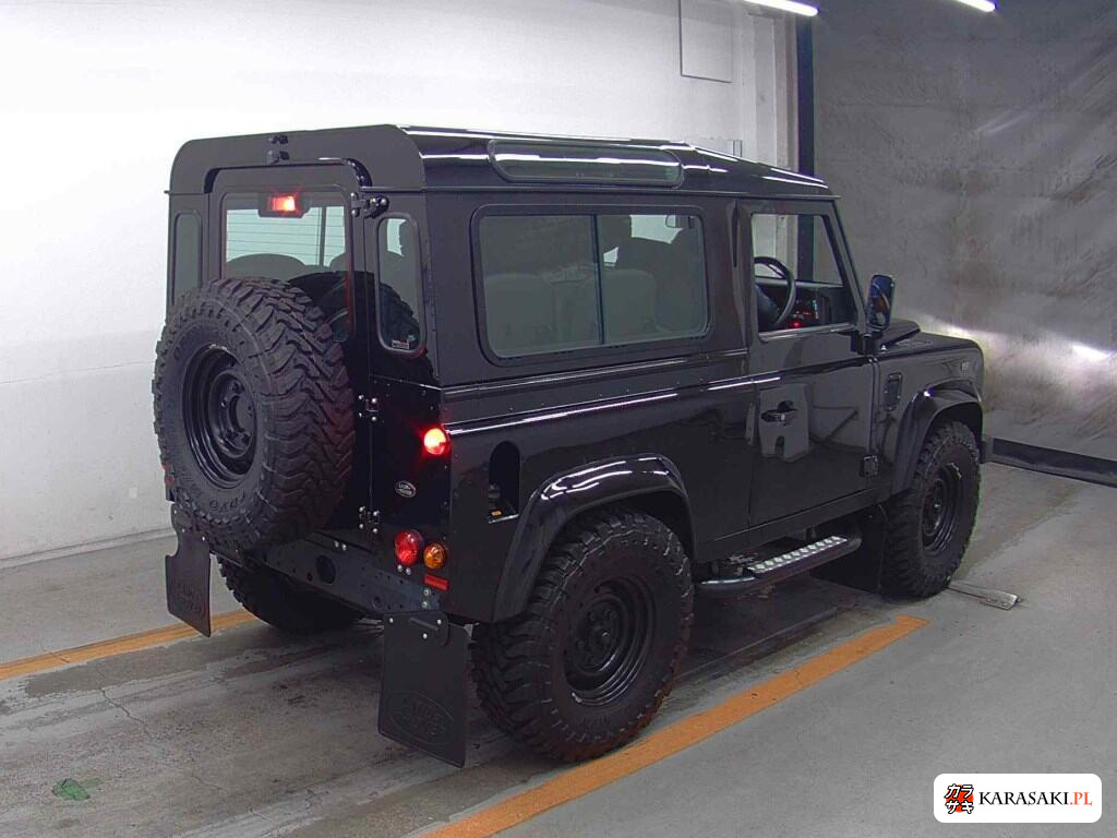 Land Rover Defender 2007 z aukcji japońskiej