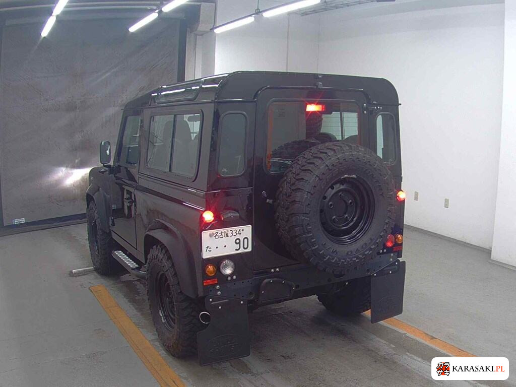 Land Rover Defender 2007 z aukcji japońskiej