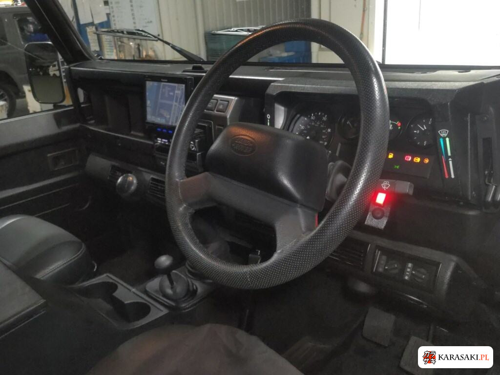 Land Rover Defender 2007 z aukcji japońskiej