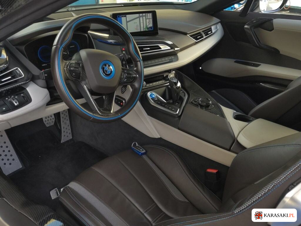 BMW I8 2015 з японського аукціону