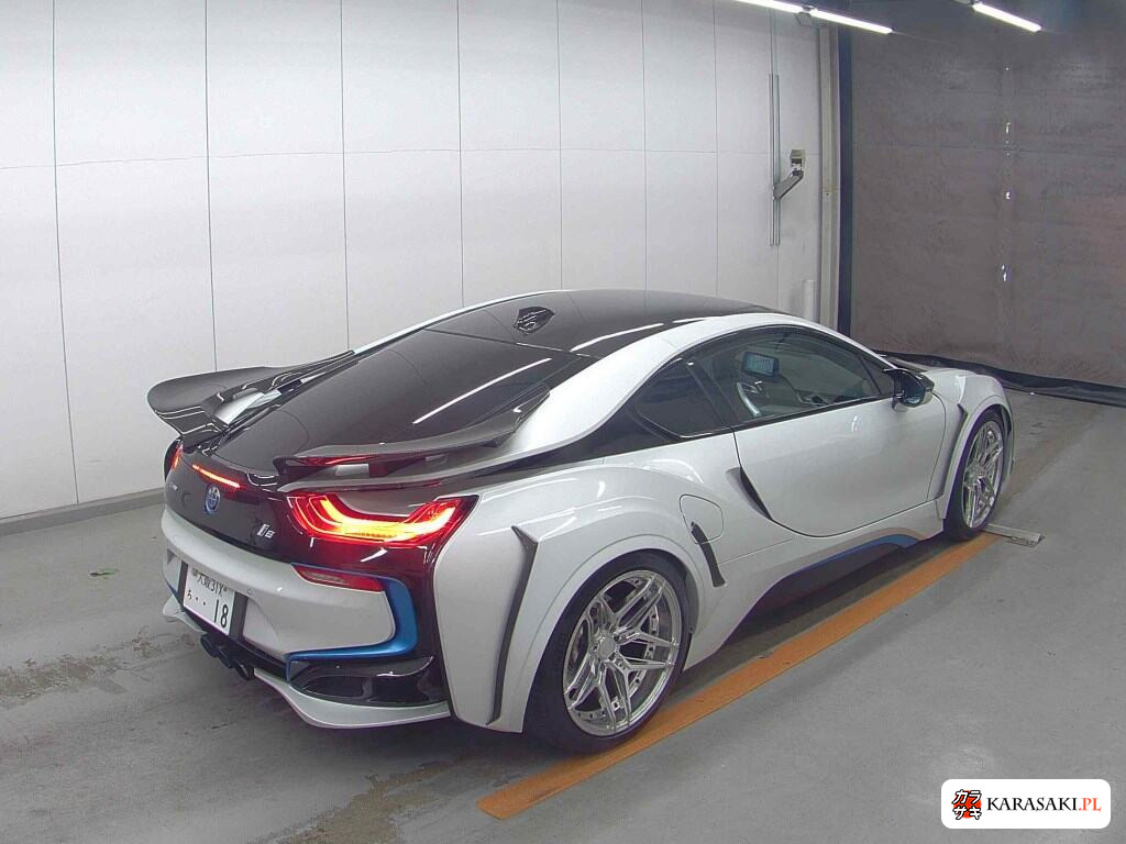 BMW I8 2015 з японського аукціону