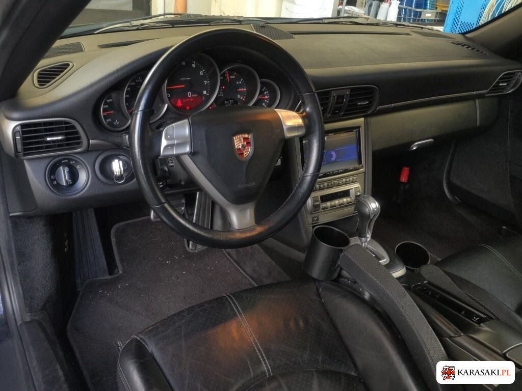 Porsche 911 2005 z aukcji japońskiej