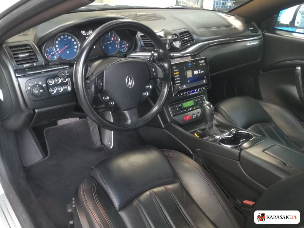 Maserati Granturismo 2010 з японського аукціону