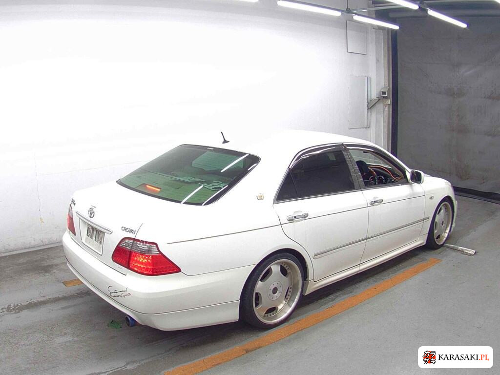 Toyota Crown 2007 z aukcji japońskiej