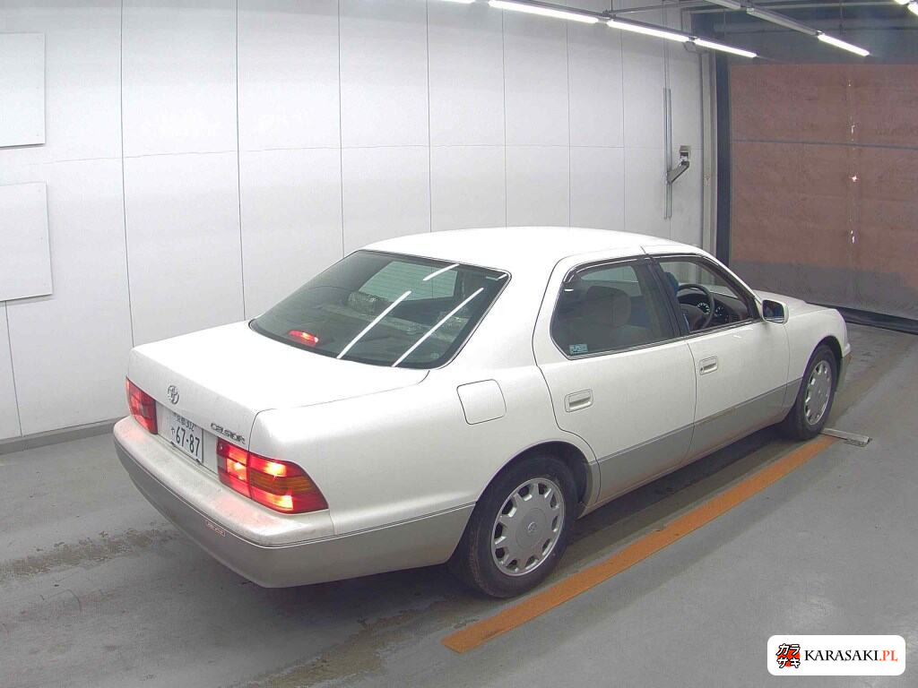 Toyota Celsior 1996 z aukcji japońskiej