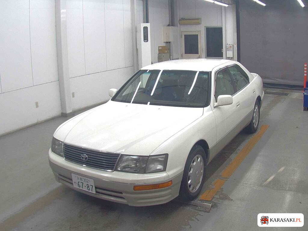 Toyota Celsior 1996 z aukcji japońskiej