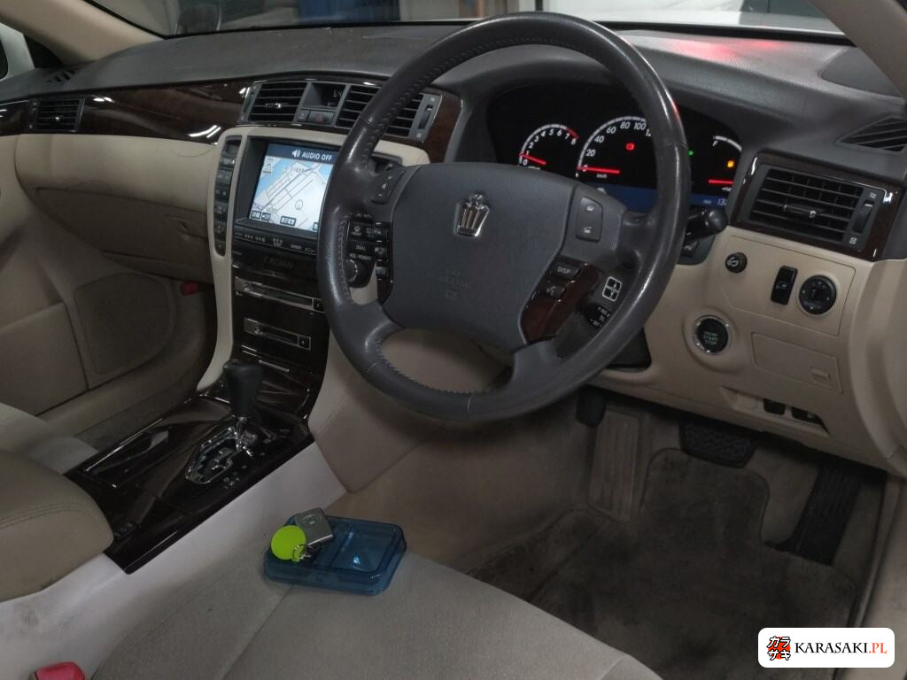 Toyota Crown 2008 z aukcji japońskiej