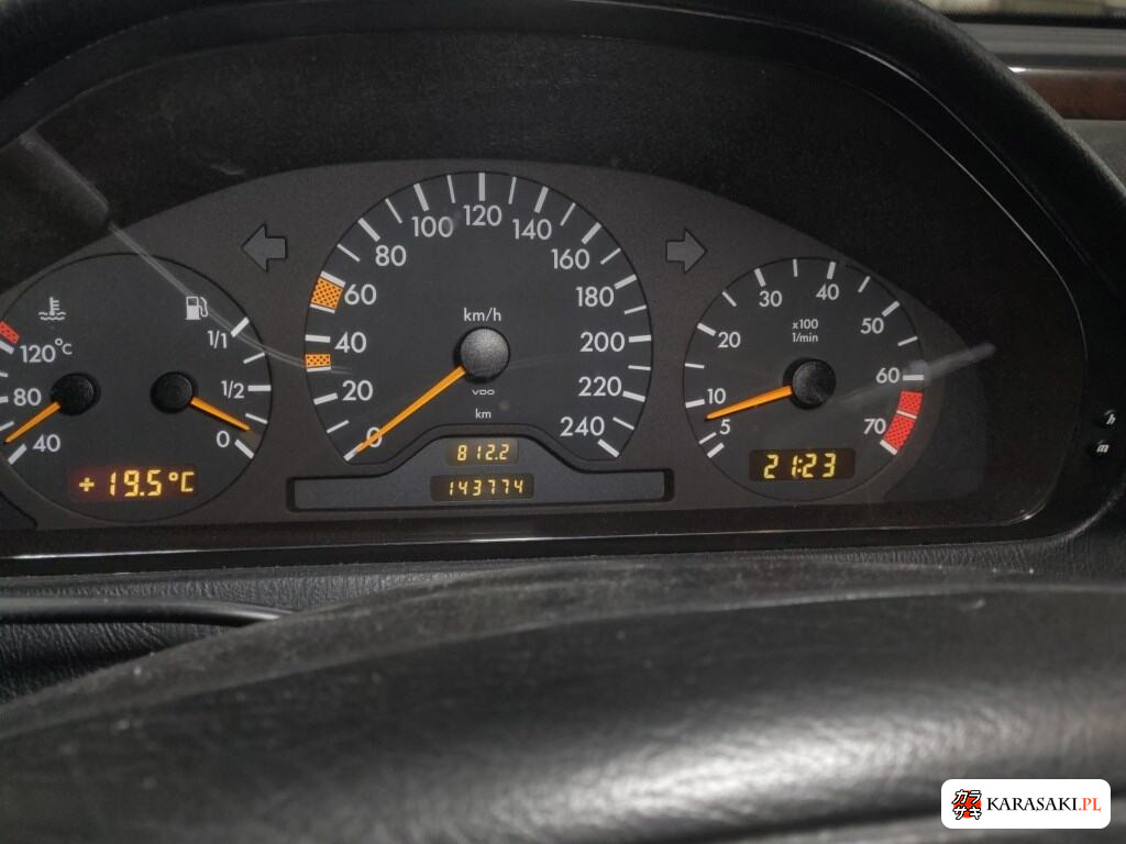 Mercedes-Benz C-Class 1997 z aukcji japońskiej