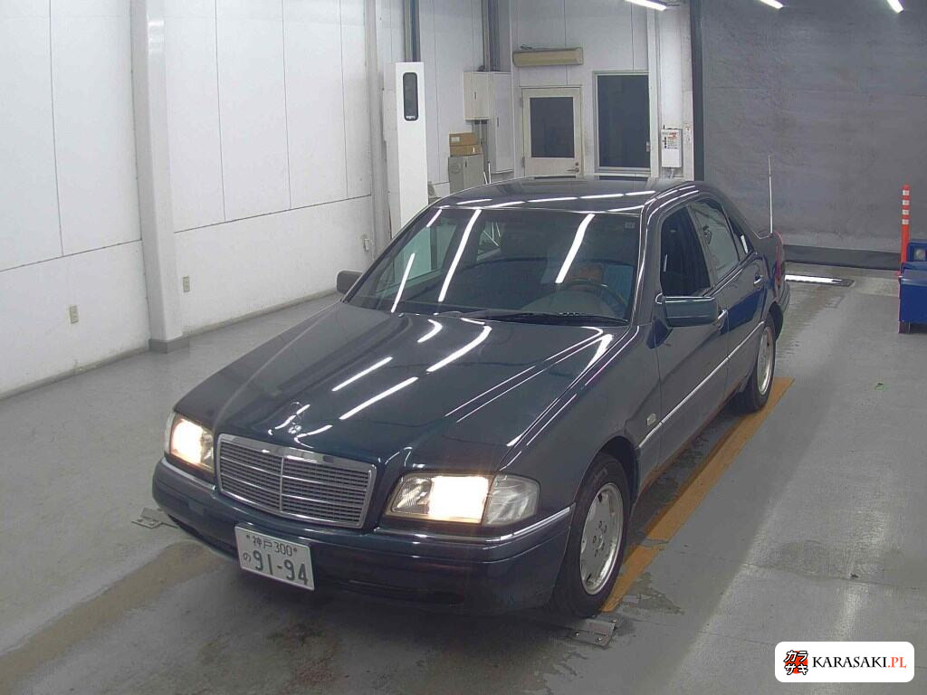 Mercedes-Benz C-Class 1997 z aukcji japońskiej