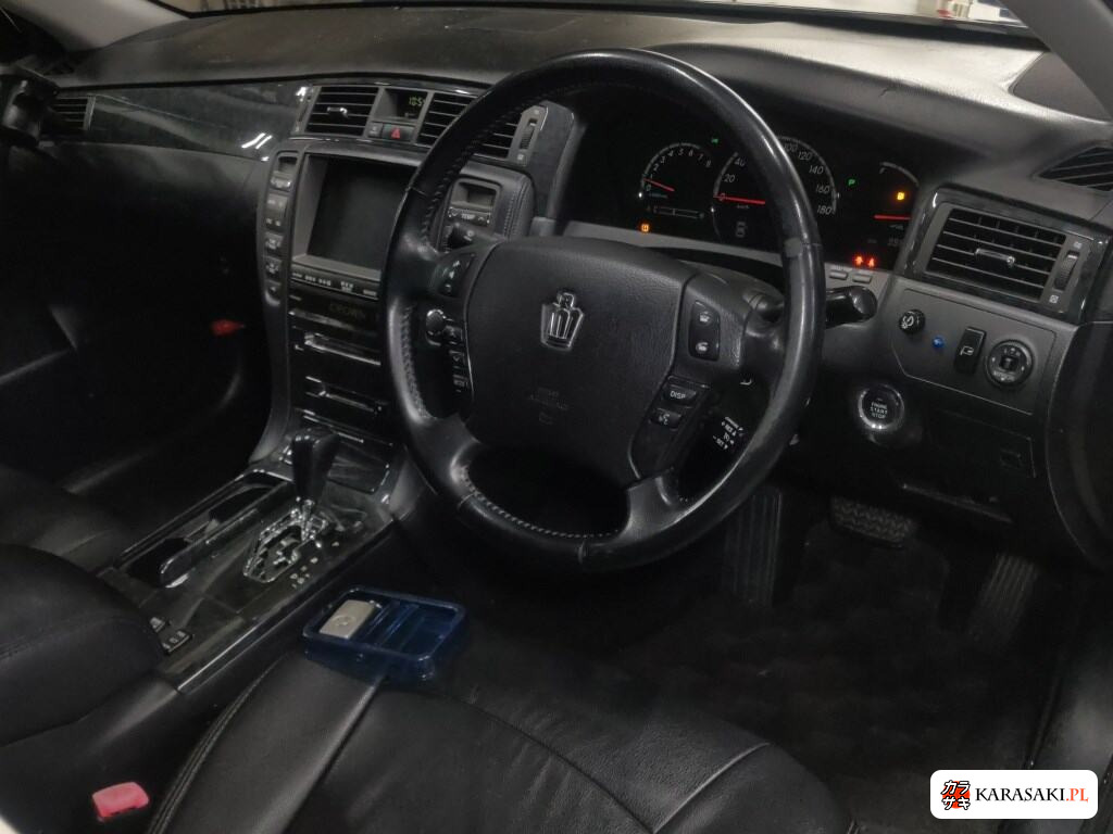 Toyota Crown 2007 z aukcji japońskiej