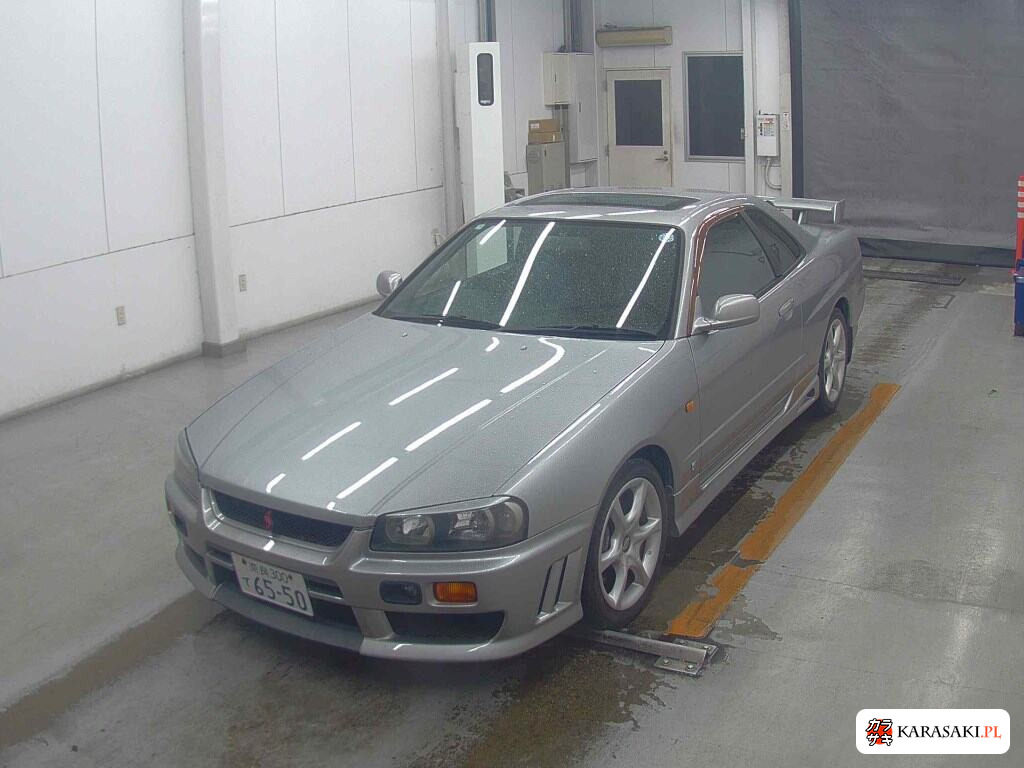 Nissan Skyline 1999 z aukcji japońskiej
