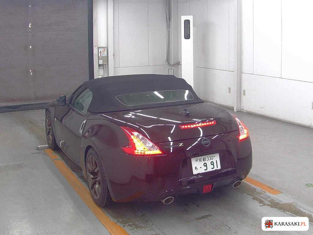 Nissan Fairlady Z 2010 z aukcji japońskiej