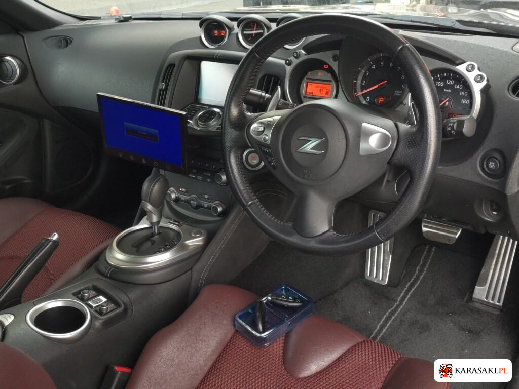 Nissan Fairlady Z 2010 z aukcji japońskiej