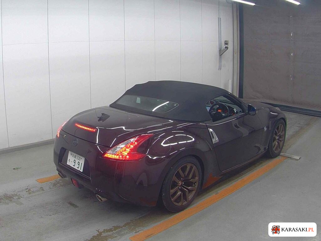Nissan Fairlady Z 2010 z aukcji japońskiej