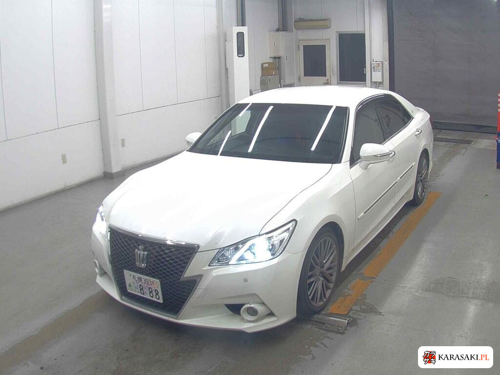 Toyota Crown 2014 z aukcji japońskiej