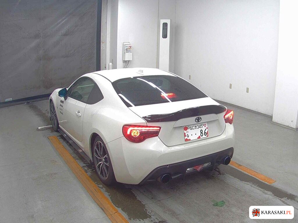 Toyota 86 2017 z aukcji japońskiej